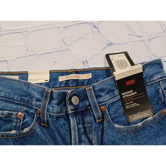 Levi's Premium Womens Jeans Wedgie Straight 27x28 Medium Wash Button Fly‎ Holes - Picture 2 of 3